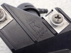 TOYOTA AVENSIS T25 02- SPRYSKIWACZ LAMPY PRAWY 1C0 3/5 MINIATURA