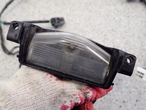 MAZDA2 MAZDA 2 08- DE LAMPKI OŚWIETLENIA TABLICY REJESTRACYJNEJ 2/4 MINIATURA