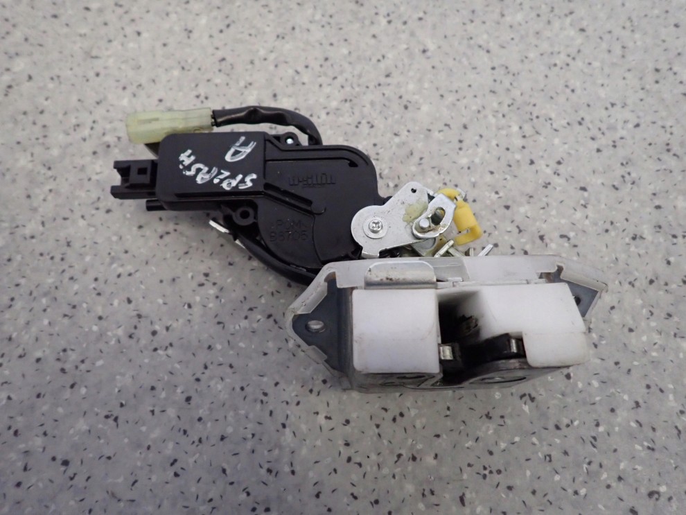 SUZUKI SPLASH 08-14 ZAMEK KLAPY BAGAŻNIKA 1/5