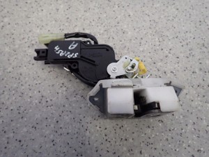 SUZUKI SPLASH 08-14 ZAMEK KLAPY BAGAŻNIKA