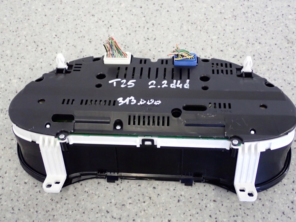 TOYOTA AVENSIS T25 03-05 2,2 D4D ZEGARY LICZNIK EUROPA 3/5