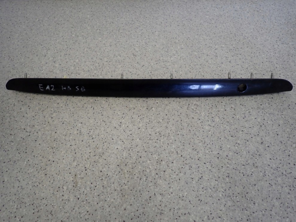 TOYOTA COROLLA E12 HB 02- LISTWA KLAPY TYLNEJ BLENDA 1/3