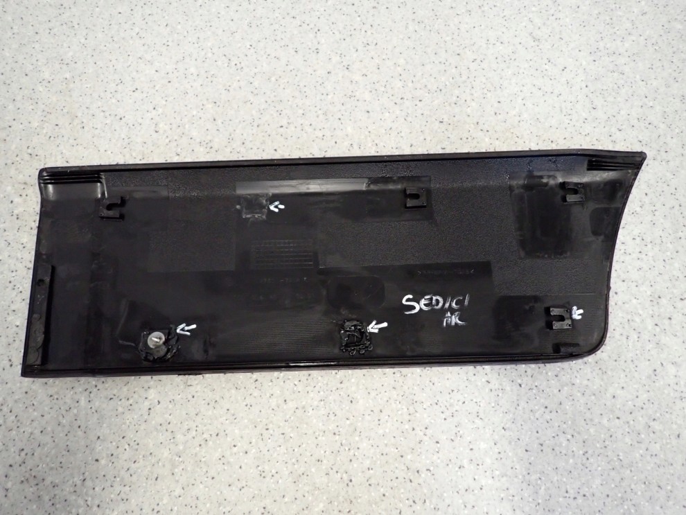 FIAT SEDICI 06-13 LISTWA DRZWI TYLNA PRAWA 5/12