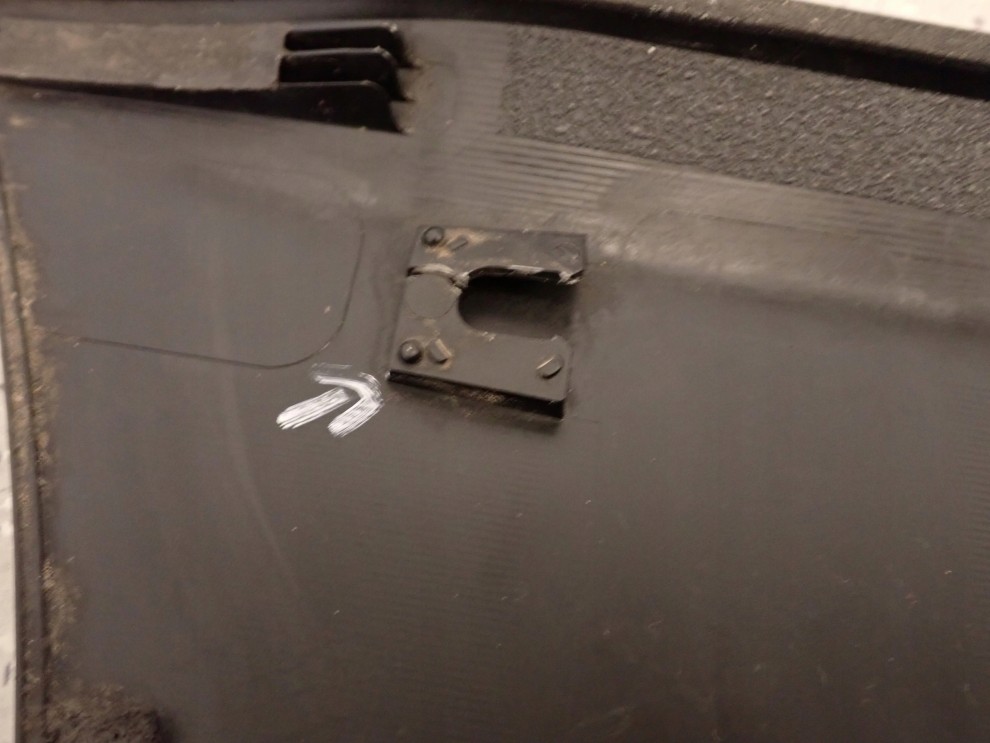 FIAT SEDICI 06-13 LISTWA DRZWI TYLNA LEWA 9/9