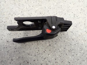 KIA SPORTAGE II 04-10 KLAMKA WEWNĘTRZNA PRZEDNIA PRAWA 3/4 MINIATURA