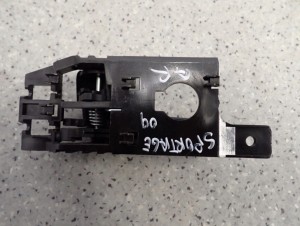 KIA SPORTAGE II 04-10 KLAMKA WEWNĘTRZNA PRZEDNIA PRAWA 4/4 MINIATURA