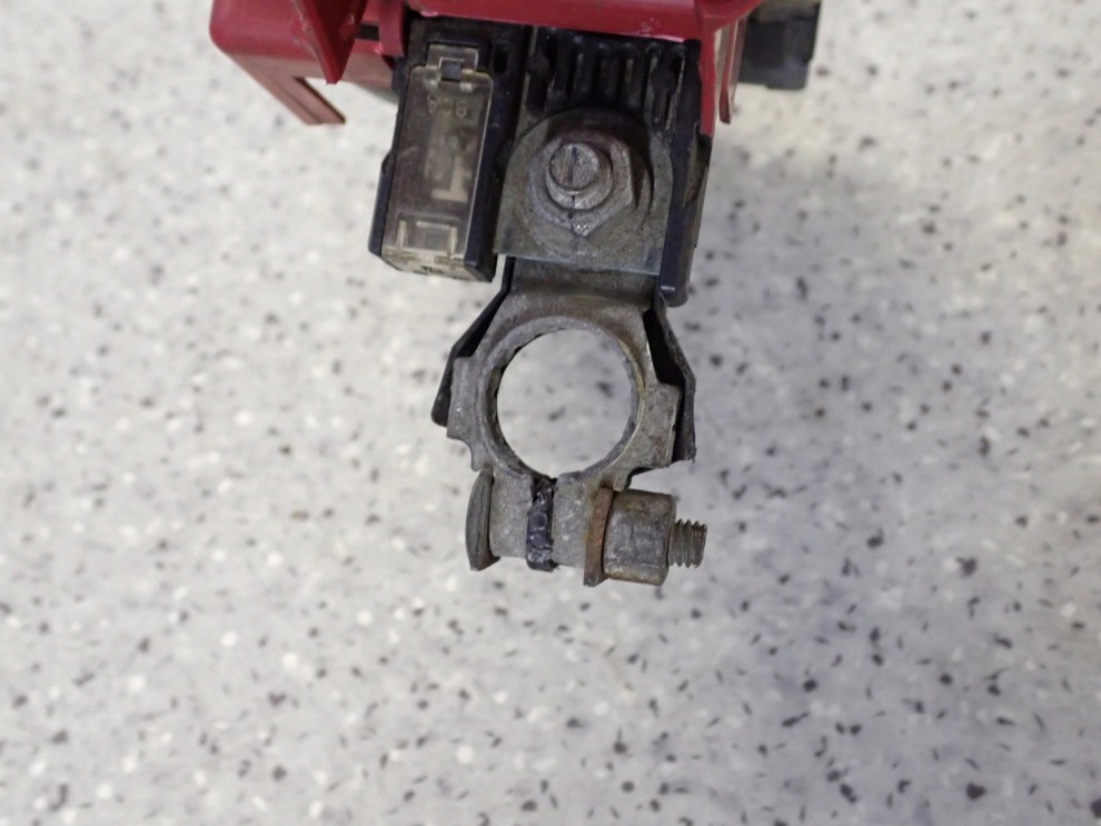 NISSAN MICRA K12 1.2i 03-10 KLEMA PLUSOWA 5/5