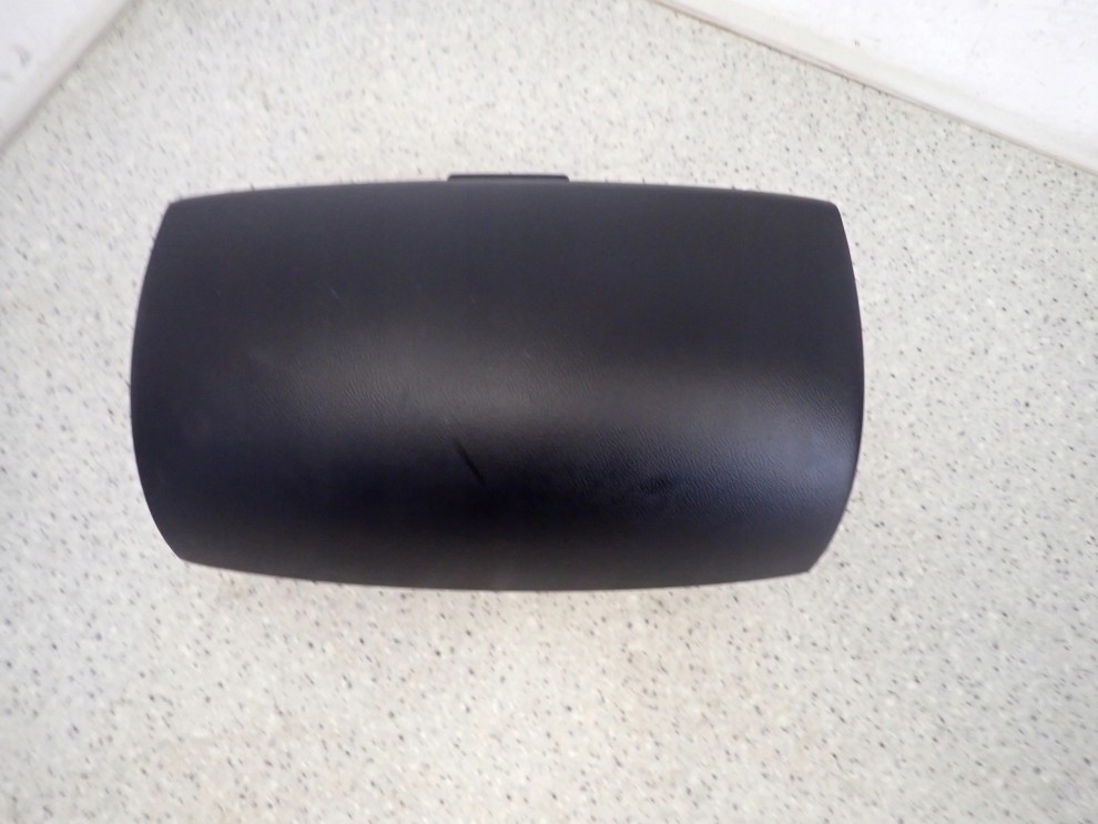 NISSAN MICRA K13 10- SCHOWEK PASAŻERA 3/6