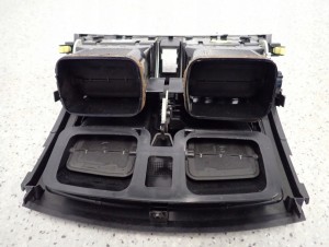 TOYOTA AURIS LIFT 10-12 KRATKA NAWIEWU ŚRODKOWA 4/4 MINIATURA