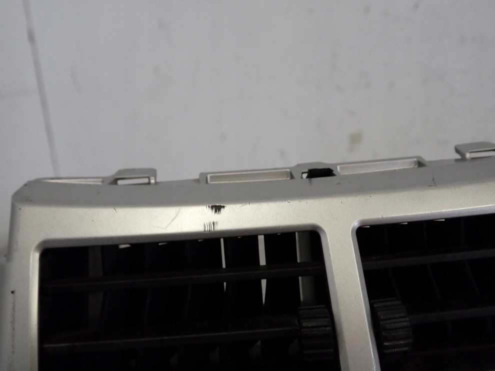 TOYOTA YARIS II 06-09 RADIO FABRYCZNE EUROPA 7/15