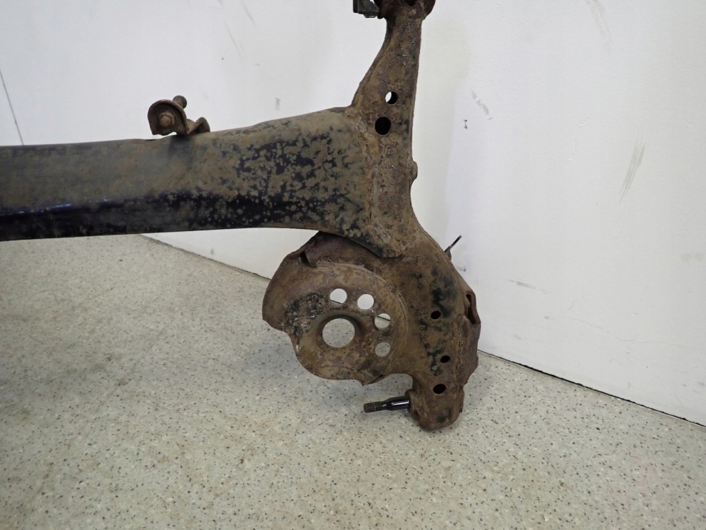 TOYOTA YARIS I 99- BELKA ZAWIESZENIA TYLNEGO GOŁA 7/14