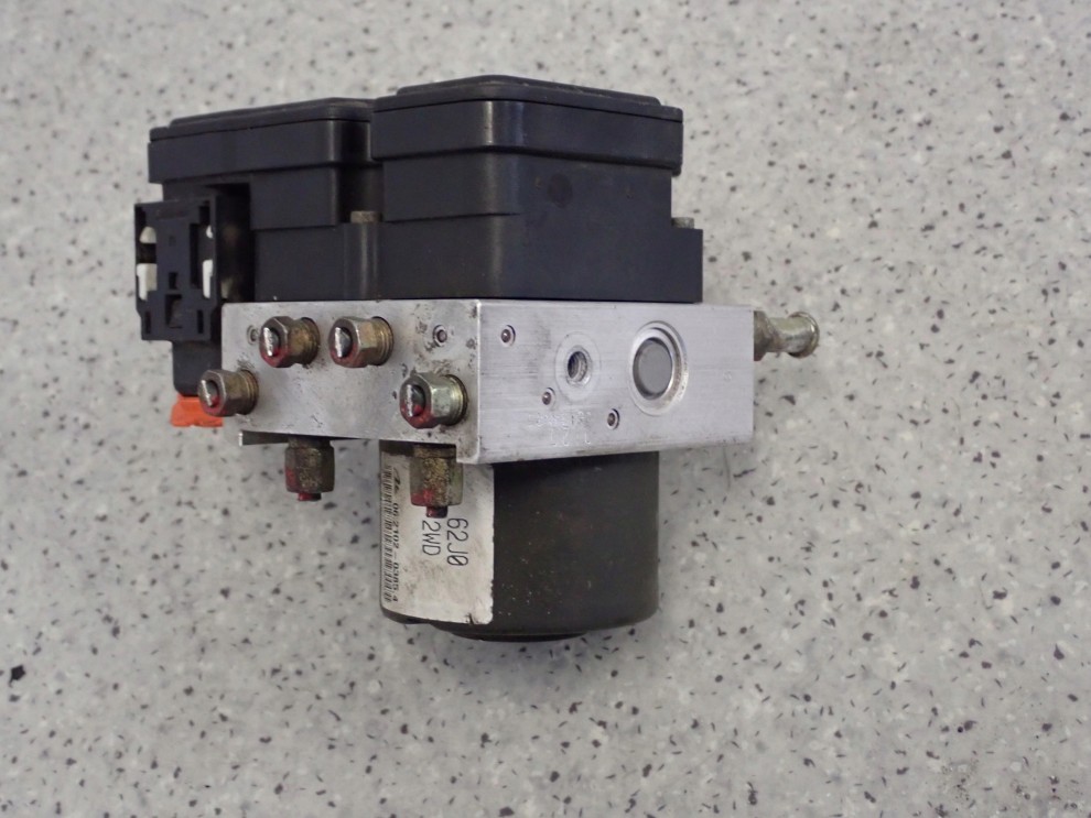 SUZUKI SWIFT 04-09 POMPA ABS 62J0 4/5