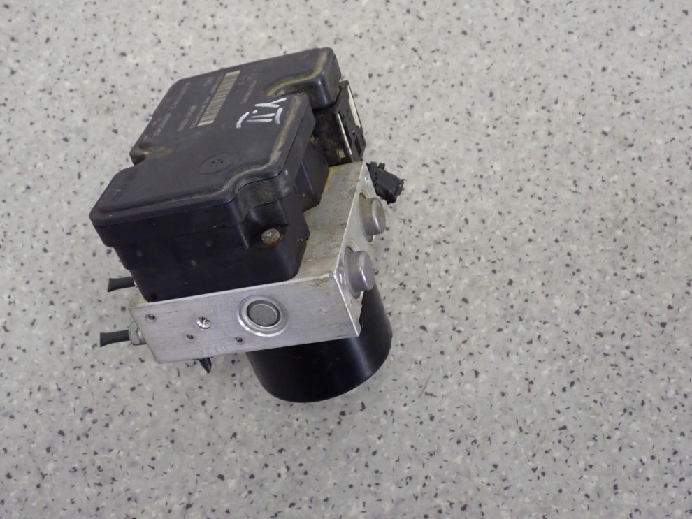 TOYOTA YARIS II 06- POMPA ABS-u 44510-0D031 7/7