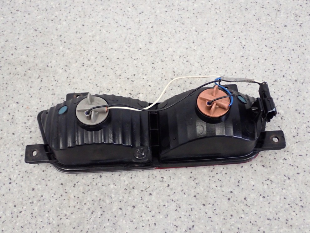 CHEVROLET ORLANDO 10- LAMPA PRZECIWMGIELNA TYLNA EUROPA 5/6