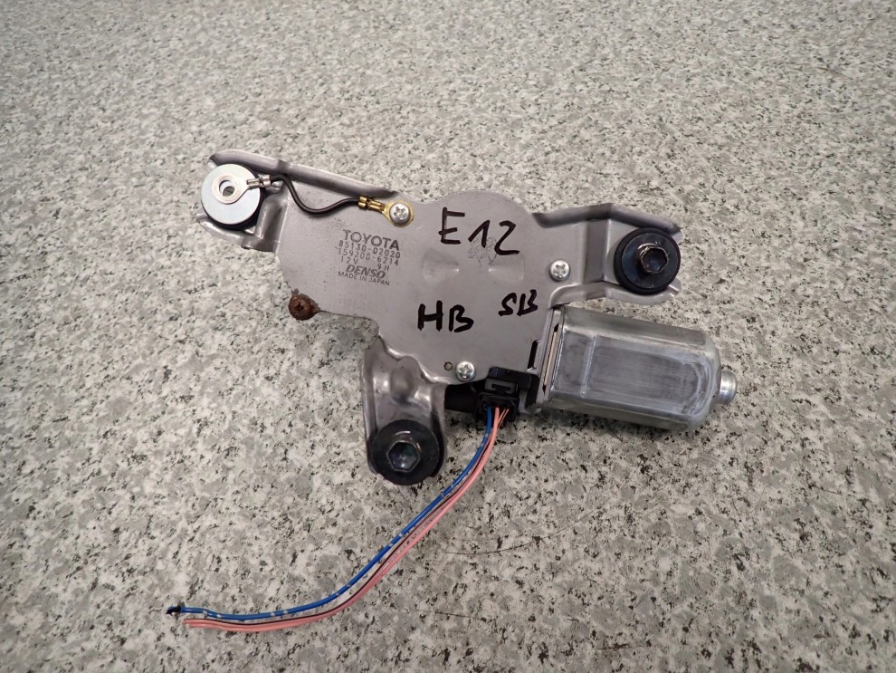 TOYOTA COROLLA E12 02-07 SILNICZEK WYCIERACZKI TYŁ 3/4