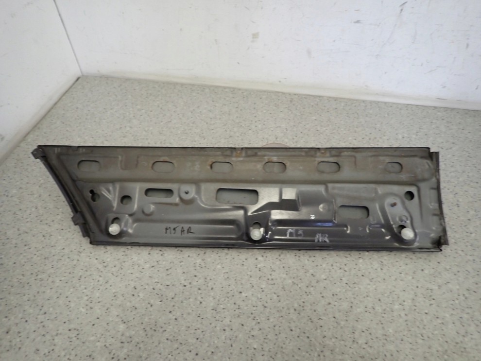 MAZDA 5 05- LISTWA 0SŁONA PROWADNICY DRZWI TYLNA PRAWA 4/6