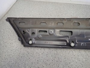 MAZDA 5 05- LISTWA 0SŁONA PROWADNICY DRZWI TYLNA PRAWA 5/6 MINIATURA