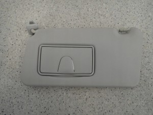 SUZUKI SWIFT MK6 05-09 DASZEK PRZECIWSŁONECZNY LEWY