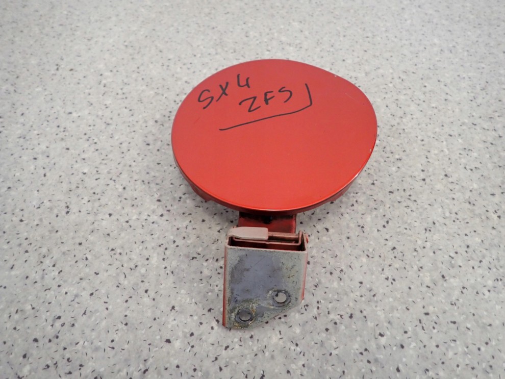 SUZUKI SX4 FIAT SEDICI 06-13 KLAPKA WLEWU PALIWA ZFS 5/5