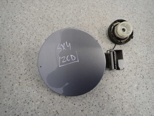 SUZUKI SX4 FIAT SEDICI 06-13 KLAPKA WLEWU PALIWA ZCD