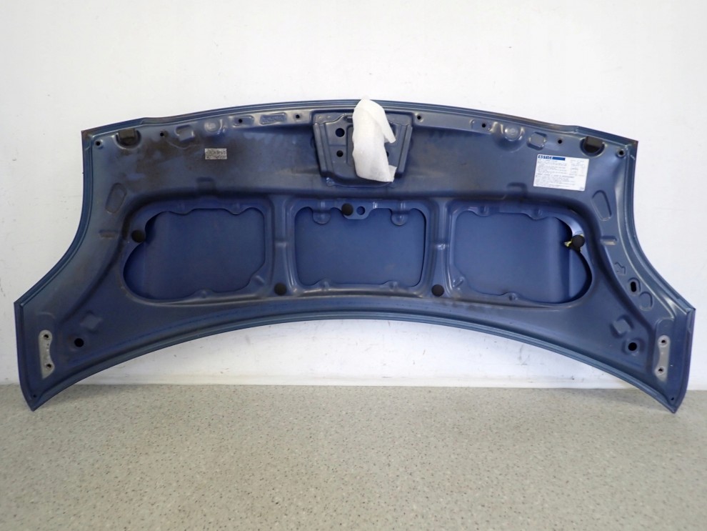 TOYOTA YARIS II 06-11 MASKA POKRYWA SILNIKA 8T1 10/10