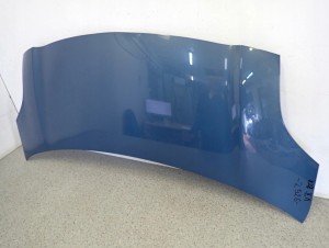 TOYOTA YARIS II 06-11 MASKA POKRYWA SILNIKA 8T1 4/10 MINIATURA