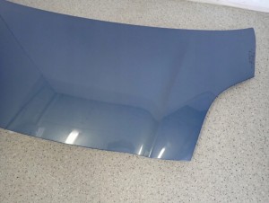 TOYOTA YARIS II 06-11 MASKA POKRYWA SILNIKA 8T1 7/10 MINIATURA