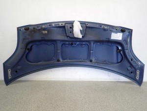 TOYOTA YARIS II 06-11 MASKA POKRYWA SILNIKA 8T1 10/10 MINIATURA