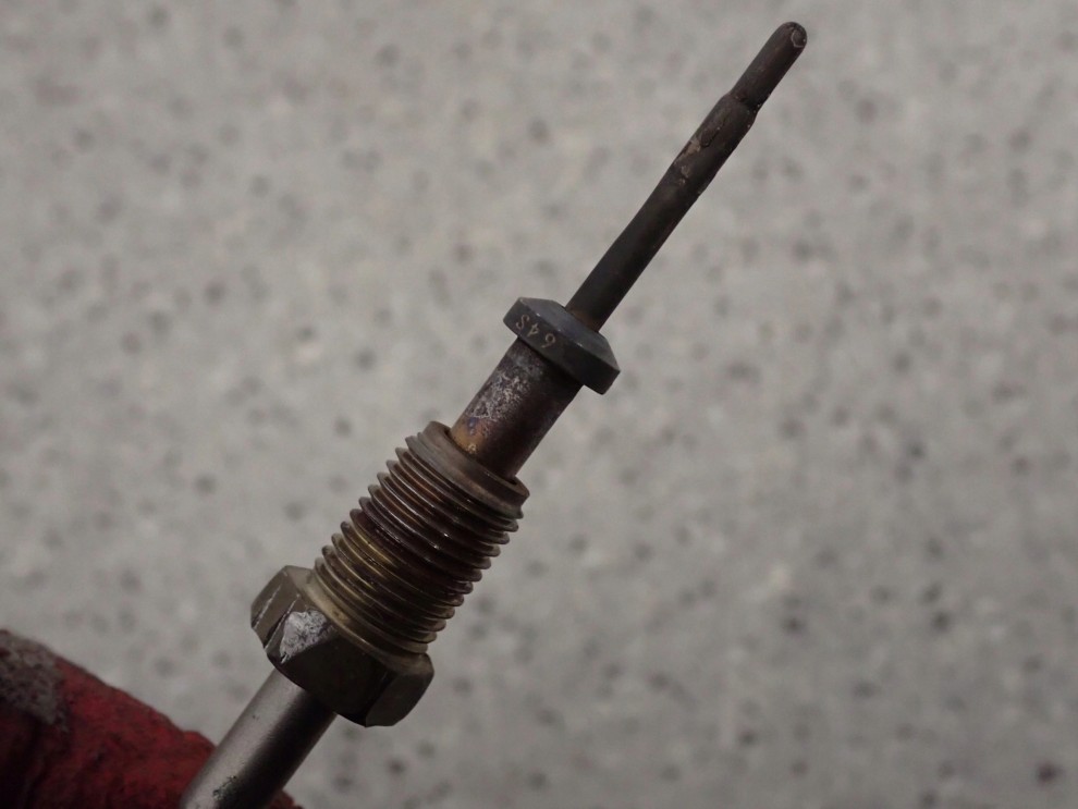 HYUNDAI TUCSON CARENS KIA SPORTAGE 2.0 CRDI 04- CZUJNIK TEMPERATURY SPALIN 3/4