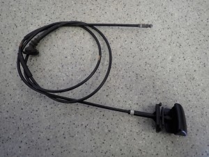 SUZUKI SWIFT MK6 04-10 LINKA OTWIERANIA MASKI 2/3 MINIATURA