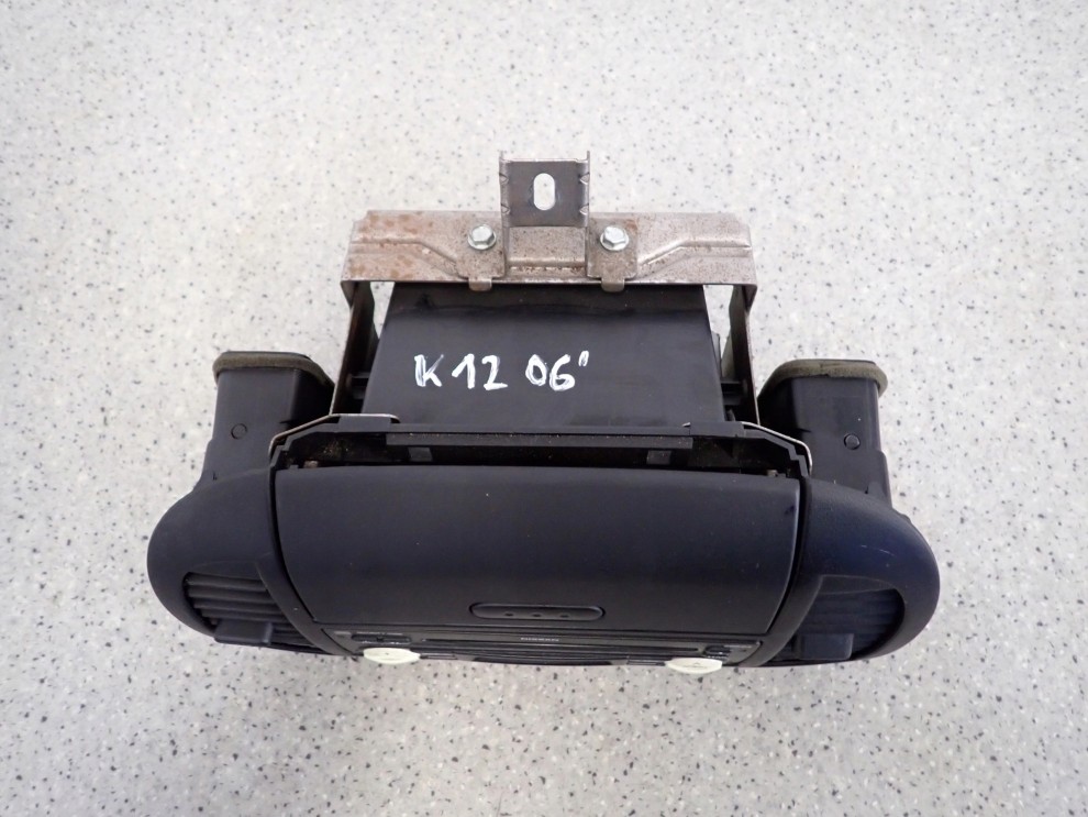 NISSAN MICRA K12 03-10 RADIO SCHOWEK 4/7