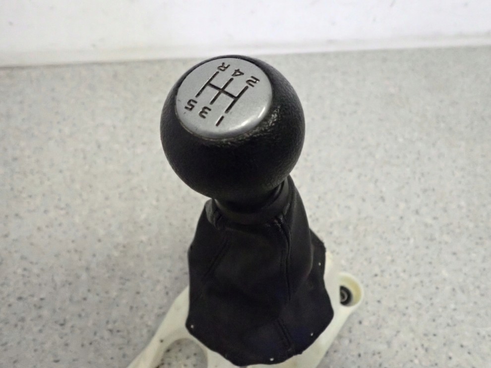 FIAT SEDICI SUZUKI SX4 06- 1.6i 1.5i LEWAREK DŹWIGNIA ZMIANY BIEGÓW 2/10