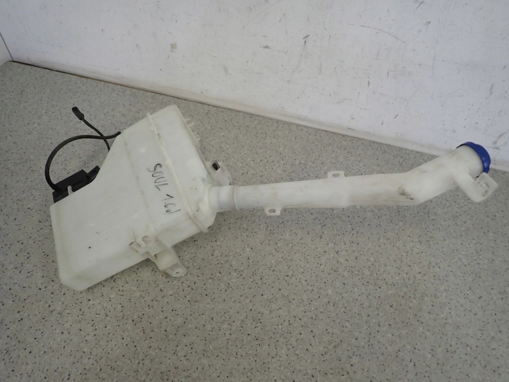 KIA SOUL I 09- ZBIORNICZEK PŁYNU DO SPRYSKIWACZY 2/7