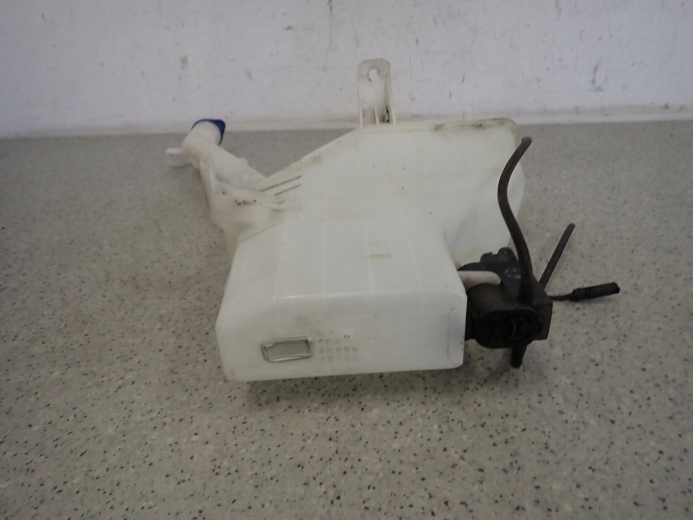 KIA SOUL I 09- ZBIORNICZEK PŁYNU DO SPRYSKIWACZY 5/7