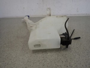 KIA SOUL I 09- ZBIORNICZEK PŁYNU DO SPRYSKIWACZY 5/7 MINIATURA