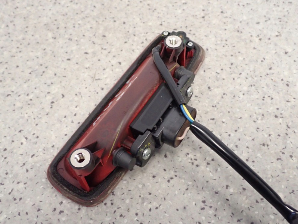 SUZUKI SWIFT MK6 04- KLAMKA TYLNEJ KLAPY SWITCH KEYLESS 4/5