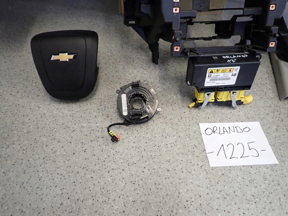 CHEVROLET ORLANDO 10- PODUSZKI POWIETRZNE SRS DESKA ROZDZIELCZA EUROPA 2/16