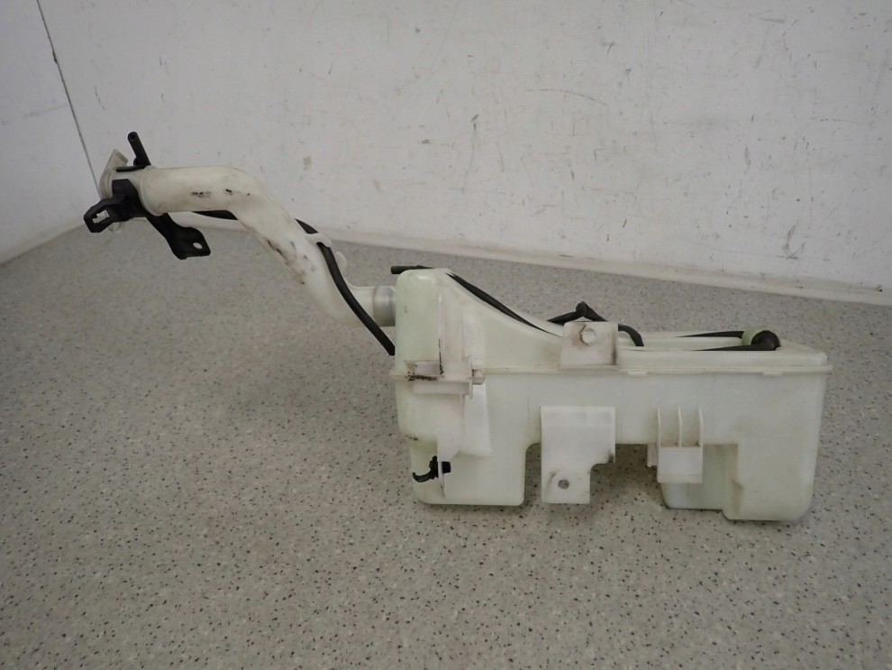 MITSUBISHI COLT CZ3 04- ZBIORNICZEK SPRYSKIWACZY 7/7