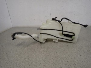 MITSUBISHI COLT CZ3 04- ZBIORNICZEK SPRYSKIWACZY