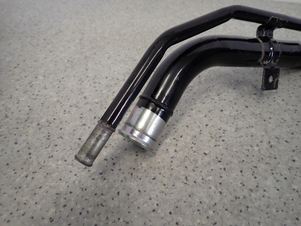 SUZUKI SWIFT MK7 10- RURA WLEWU PALIWA BENZYNA 4/7