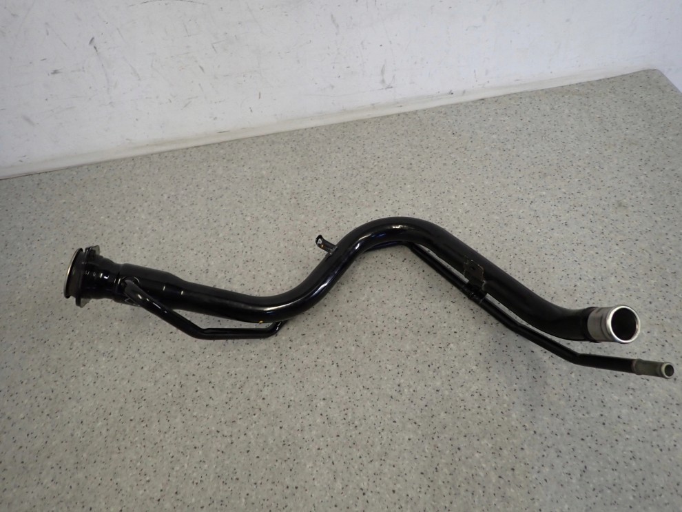 SUZUKI SWIFT MK7 10- RURA WLEWU PALIWA BENZYNA 5/7