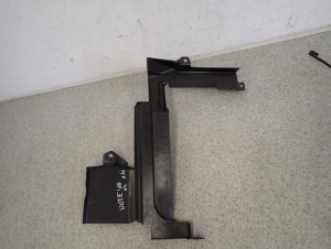 NISSAN NOTE E11 06-11 KIEROWNICA POWIETRZA PRZEDNIA LEWA OSŁONA 2/5 MINIATURA