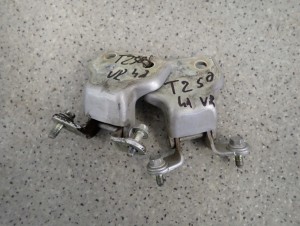 CHEVROLET AVEO T250 4D 07- ZAWIASY DRZWI PRZEDNIE PRAWE 2/4 MINIATURA