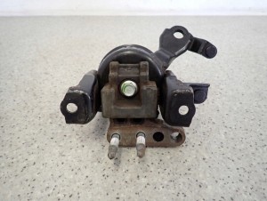 TOYOTA COROLLA VERSO 04-09 2.0 D4D PODUSZKA SILNIKA PRAWA 2/5 MINIATURA