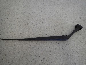 KIA PICANTO 07-11 RAMIE WYCIERACZKI PRZEDNIE PRAWE 3/6 MINIATURA