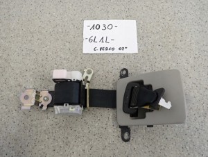 TOYOTA COROLLA VERSO II 04-08 PAS BEZPIECZEŃSTAWA TYLNY ŚRODKOWY II RZĄD 2/4 MINIATURA