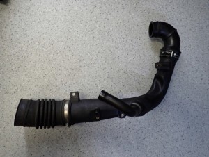 MITSUBISHI GRANDIS 03-11 2.0 DID RURA POWIETRZA