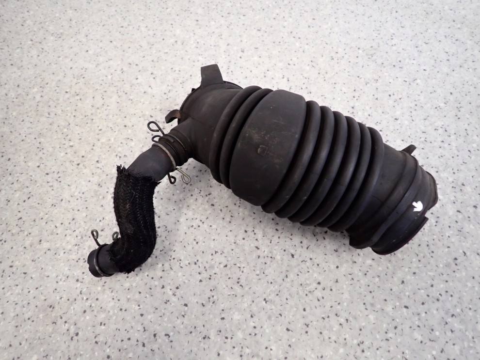 TOYOTA VERSO 09- 2.0D RURA PRZEWÓD POWIETRZA 1/8