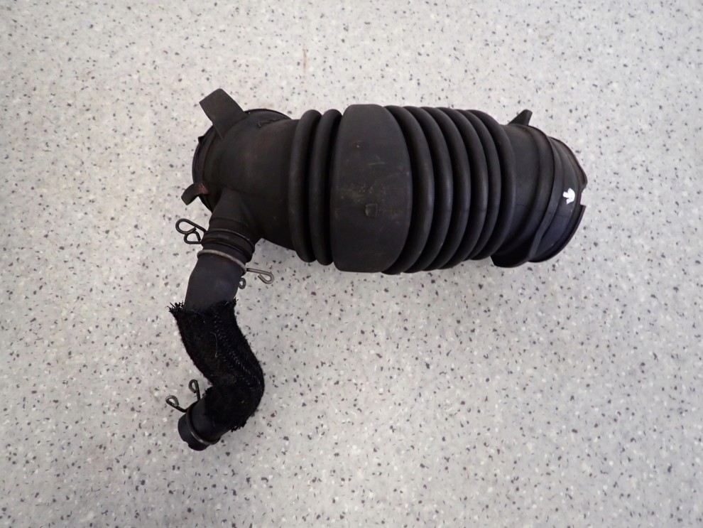 TOYOTA VERSO 09- 2.0D RURA PRZEWÓD POWIETRZA 2/8