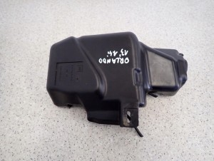 CHEVROLET ORLANDO 10- ZBIORNICZEK PŁYNU DO SPRYSKIWACZY